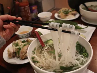 Pho Ga Hai Van