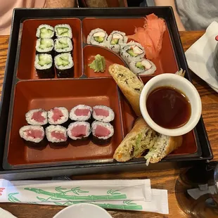 Lunch box L6