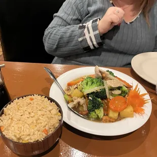 Cashew pork