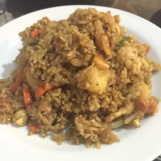 Pineapple Curry Fried Rice