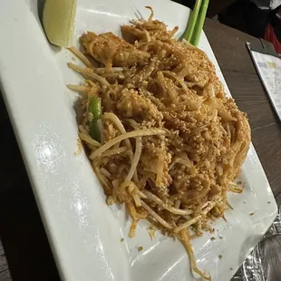 Bangkok Noodles Chicken Dinner