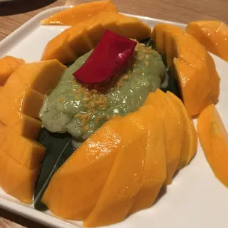 Mango with Sticky Rice (Seasonal)