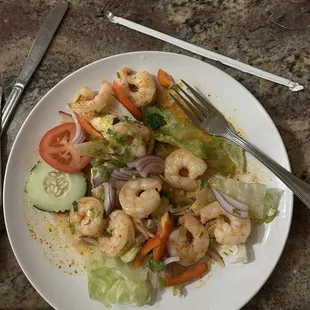 Salad with shrimp