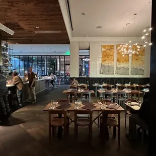 Dining lobby