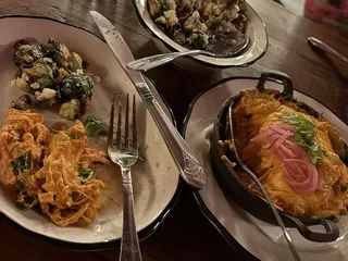 Teddy’s Restaurant & Bar