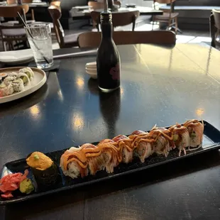 Shaggy Dog and uni (nigiri)