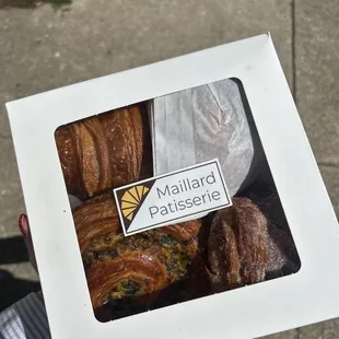 Pastry box