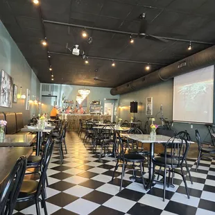 Interior photo of M&amp;M