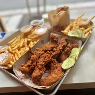 Combo 4 (6 Chicken Tenders, Fries, 3 MC Sauce)