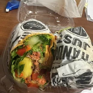 Caribbean wrap w/Salmon and mango dressing