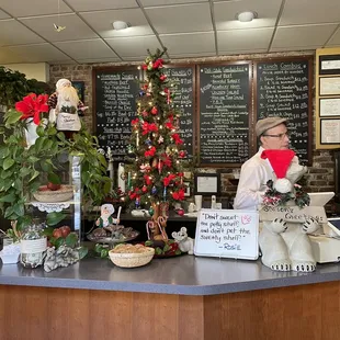 Nice, cozy ordering area