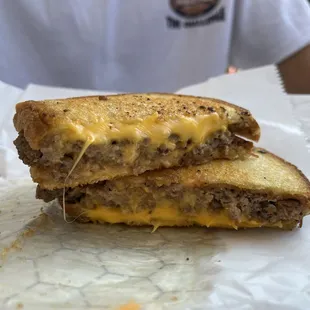 Good old fashioned patty melt (without onions)