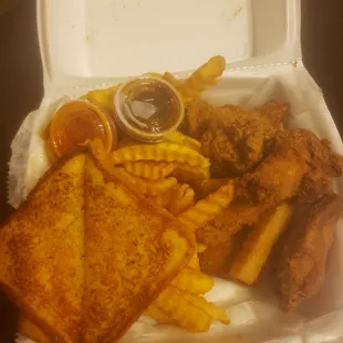 6 pc wings with fries and Texas toast