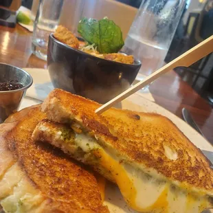 Tomato basil soup and grilled cheese