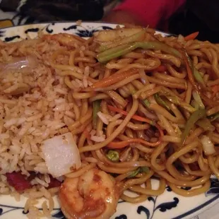 Shrimp lo mein