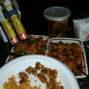 Placed an order with a severe mushroom allergy &amp; told them I would DIE if I ate them. Good thing I always double check my food...