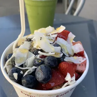 Oasis bowl and Essential Greens smoothie!