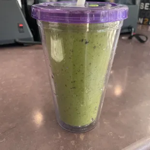 Delicious spinach fig pear smoothie... and 10% off with my own cup!! Love this place, definitely recommend