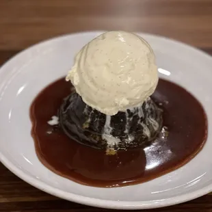 Toffee cake and ice cream