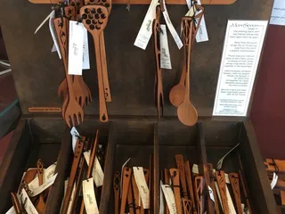 Clay Coyote Pottery & Gallery