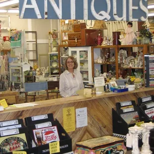 Dealer working at Main Street Antiques