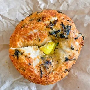 the inside of a bagel