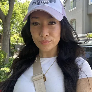 Laura H.