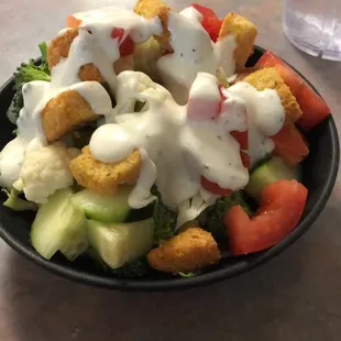 Small but excellent salad bar!