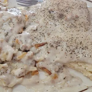 Biscuits and gravy with hashbrowns