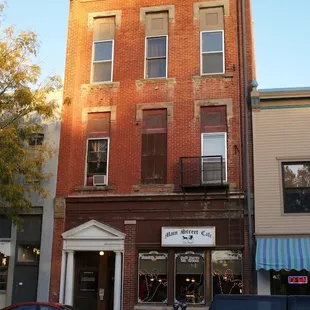 Main Street Cafe exterior