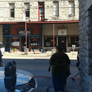 ramen and noodles, outside