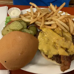 bacon cheeseburger
