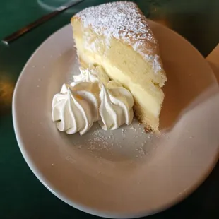 Italian Lemon Cream Cake - like pound cake without the lemon