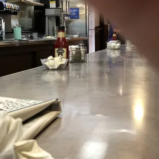 sushi and sashimi, interior