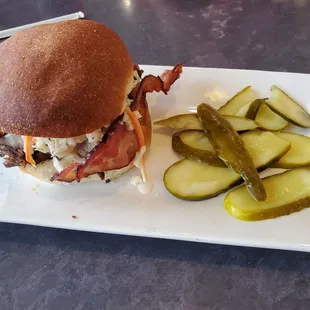 Love the coleslaw on top.