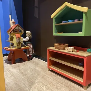 The kitchen/house play area. Not a lot of items to use - or many are out of reach for any kid.