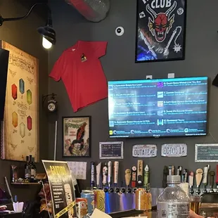 16 or 17 taps.  The selection is a little &quot;IPA heavy&quot; IMO.
