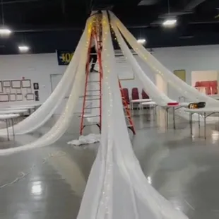 What the twinkling lights should've looked like when on.