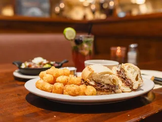 Kendall's Tavern & Chophouse