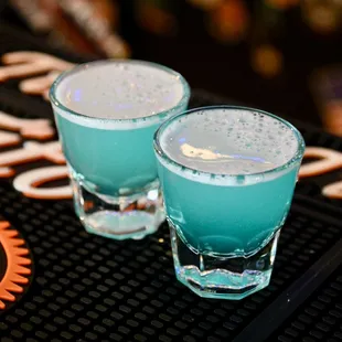 dessert, drink