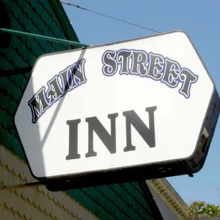 sign for main street inn