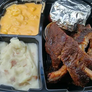 Mon-Smoked Ribs combo