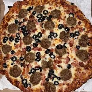 MEATBALL,BACON, BLACK Olives