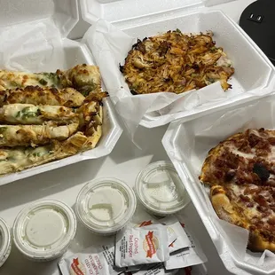 Jalapeños breadsticks, Thai pizza &amp; Bacon pizza