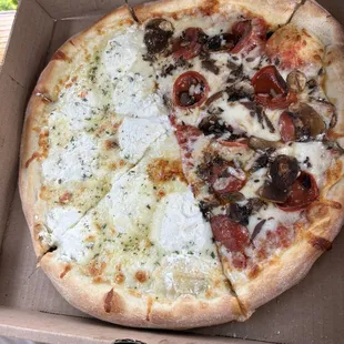 Half Bianca Half pepperoni mushroom