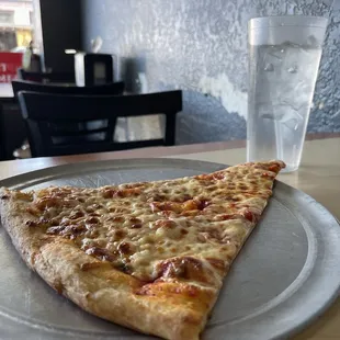 Cheese pizza