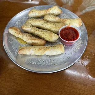 6 Bread Sticks