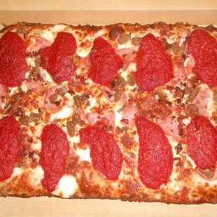 pepperoni and sausage pizza