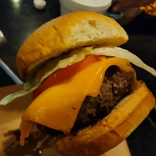 Butter burger with cheddar cheese