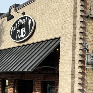 Main Street Pub!!